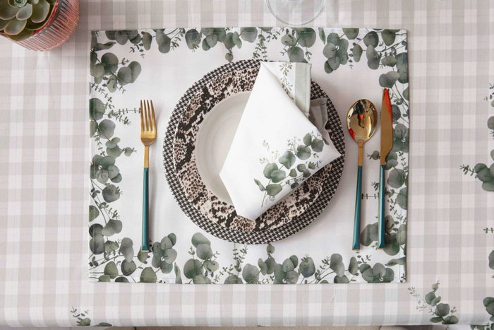 Hermia Juego de Manteles Eucalyptus Verde y Blanco Hermia Juego de Manteles Eucalyptus Verde y Blanco